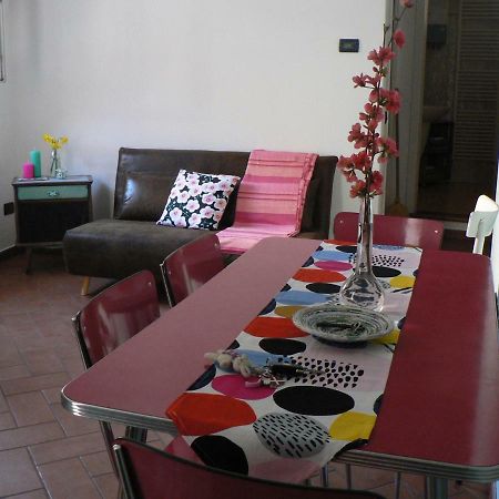 דירות פררה La Casa Sulla Vecchia Riva מראה חיצוני תמונה