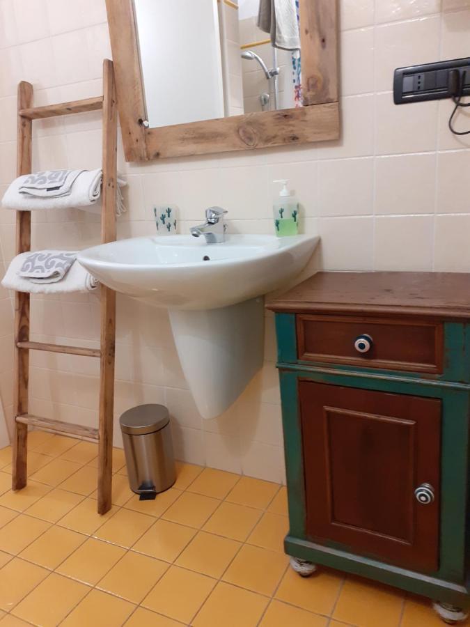 דירות פררה La Casa Sulla Vecchia Riva מראה חיצוני תמונה