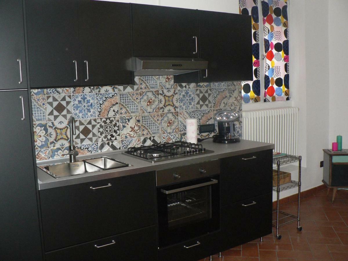 דירות פררה La Casa Sulla Vecchia Riva מראה חיצוני תמונה