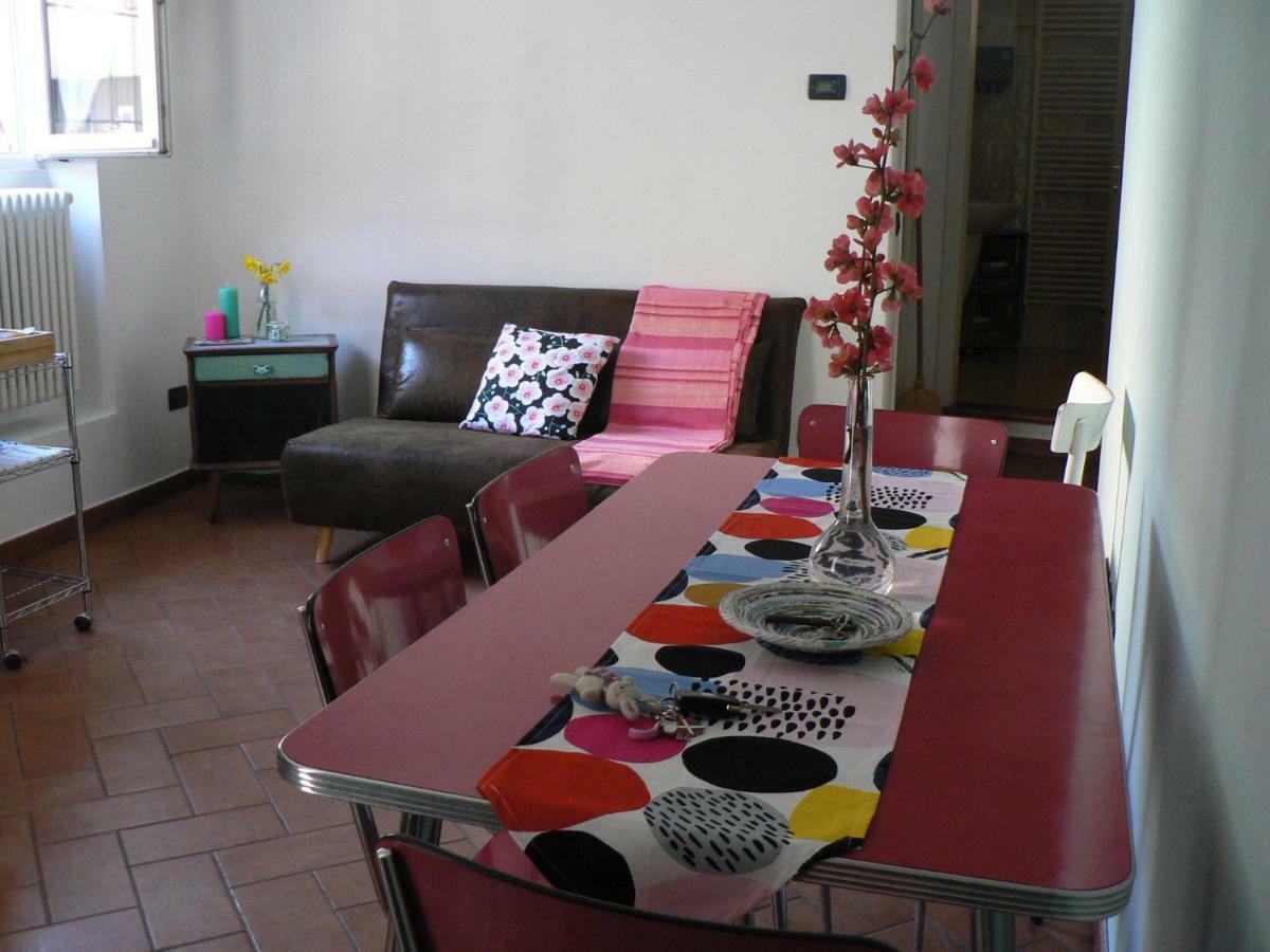 דירות פררה La Casa Sulla Vecchia Riva מראה חיצוני תמונה